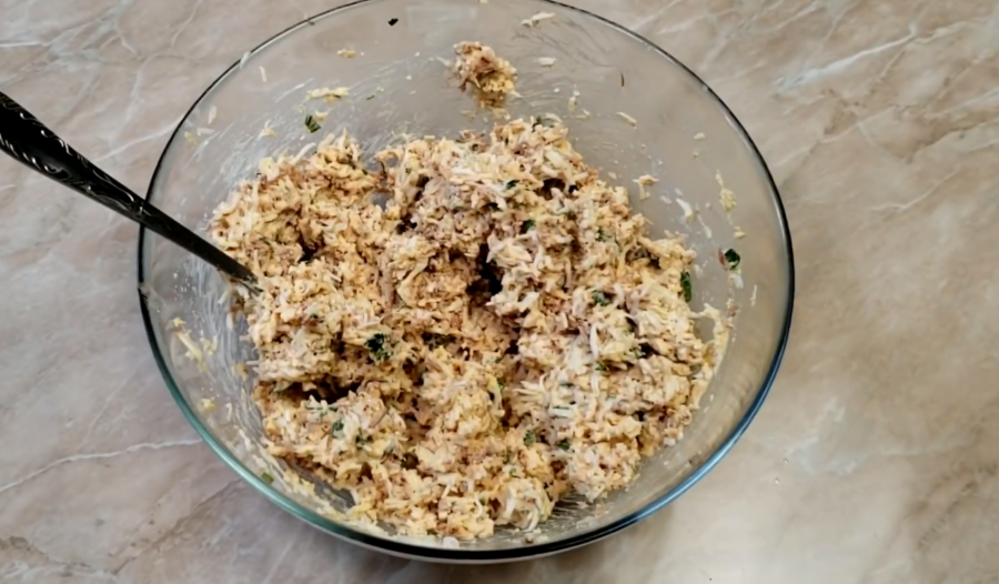 Популярная намазка на хлеб с новым вкусом: усовершенствовала рецепт из 90-х