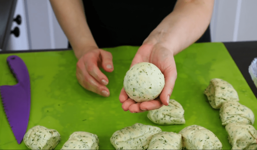 Рецепт рыхлых и нежных пончиков к борщу.