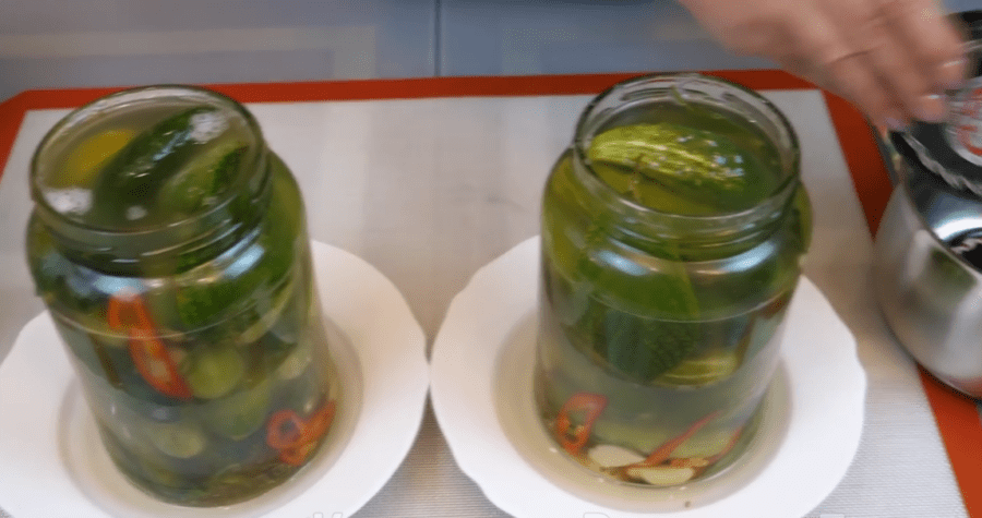 Рецепт вкусных квашеных огурцов на зиму как из бочки.