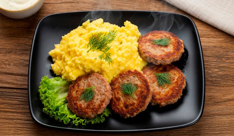 Нежные и сочные печеночные котлеты: секреты, которые не раскроет даже свекровь!